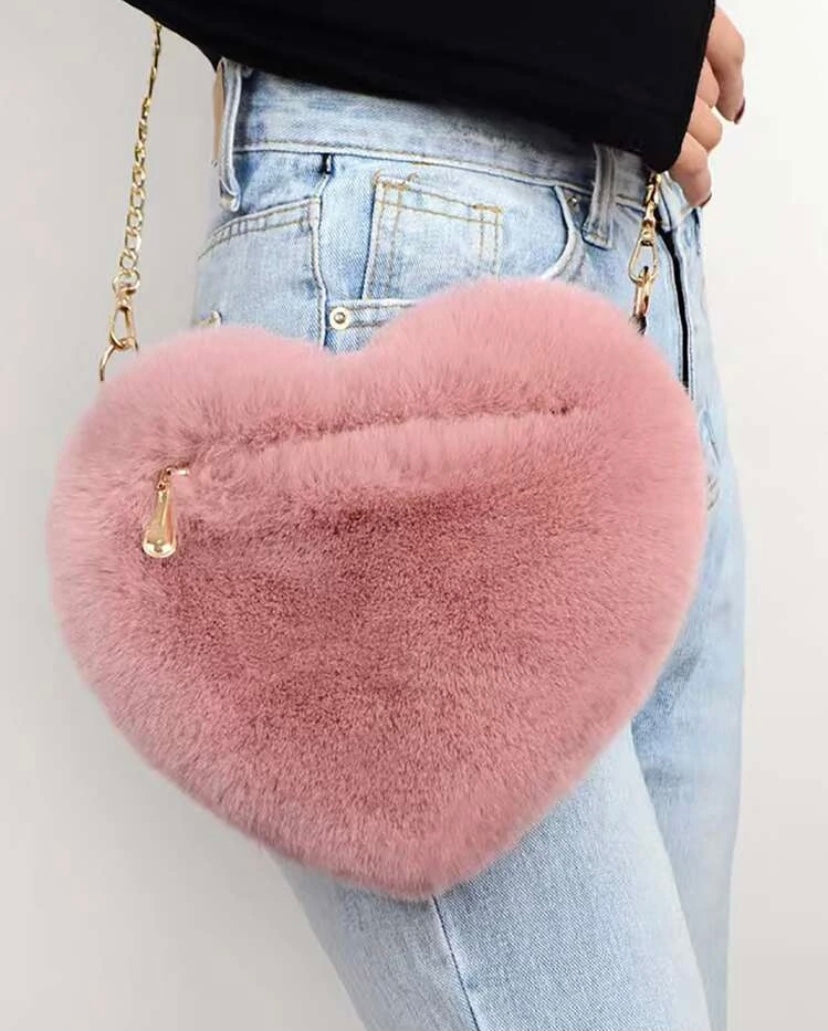 Cartera corazón con Cadena