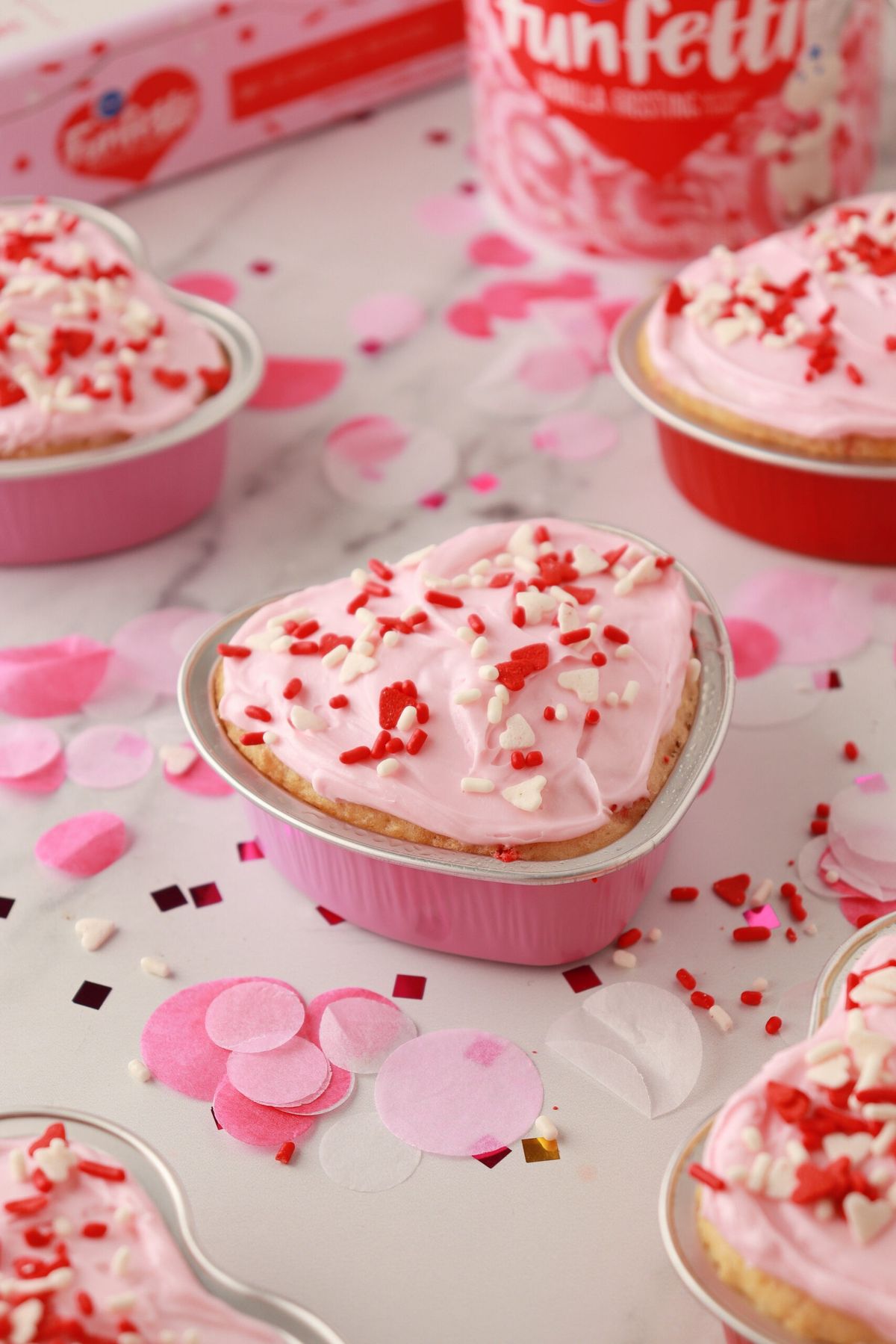 MINI FOIL PAN CORAZON CON TAPA 100ML